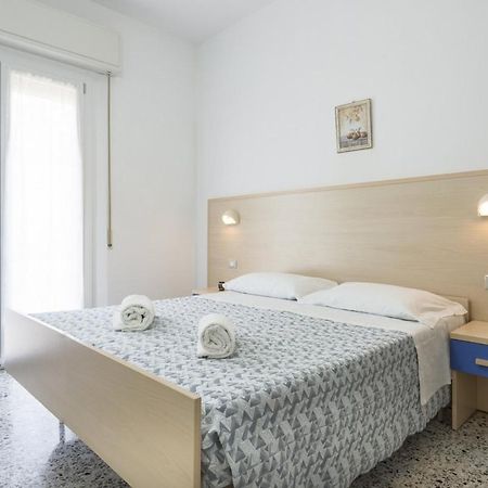 Room And Breakfast Da Laura Μπελάρια-Ιτζέα Μαρίνα Εξωτερικό φωτογραφία